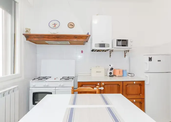 With Free Parking Easy Access To Venice Appartement