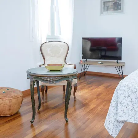 Apartmán With Free Parking Easy Access To Venice *